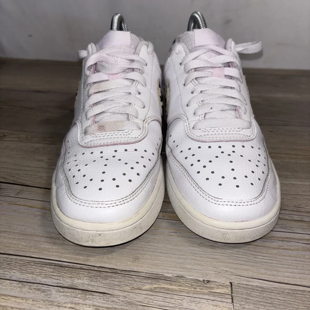 Nike Women's Court Vision Low Top Lace-Up Leopard Swoosh Sneakers PLEASE READ